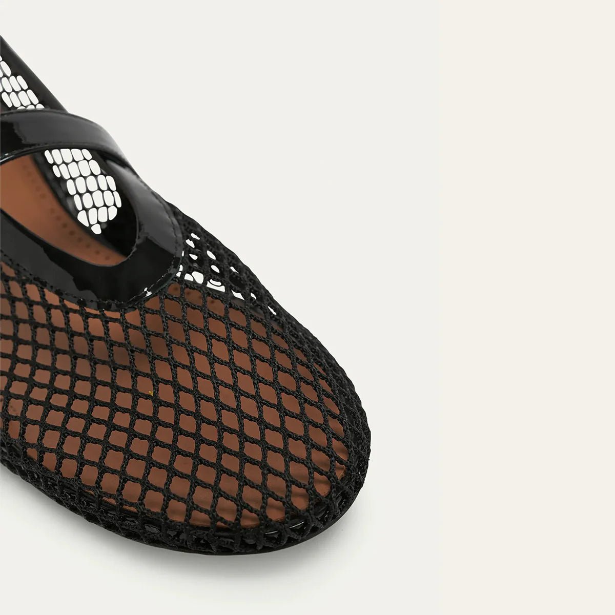 Elena London Ballet Flats - Black - Cinderella