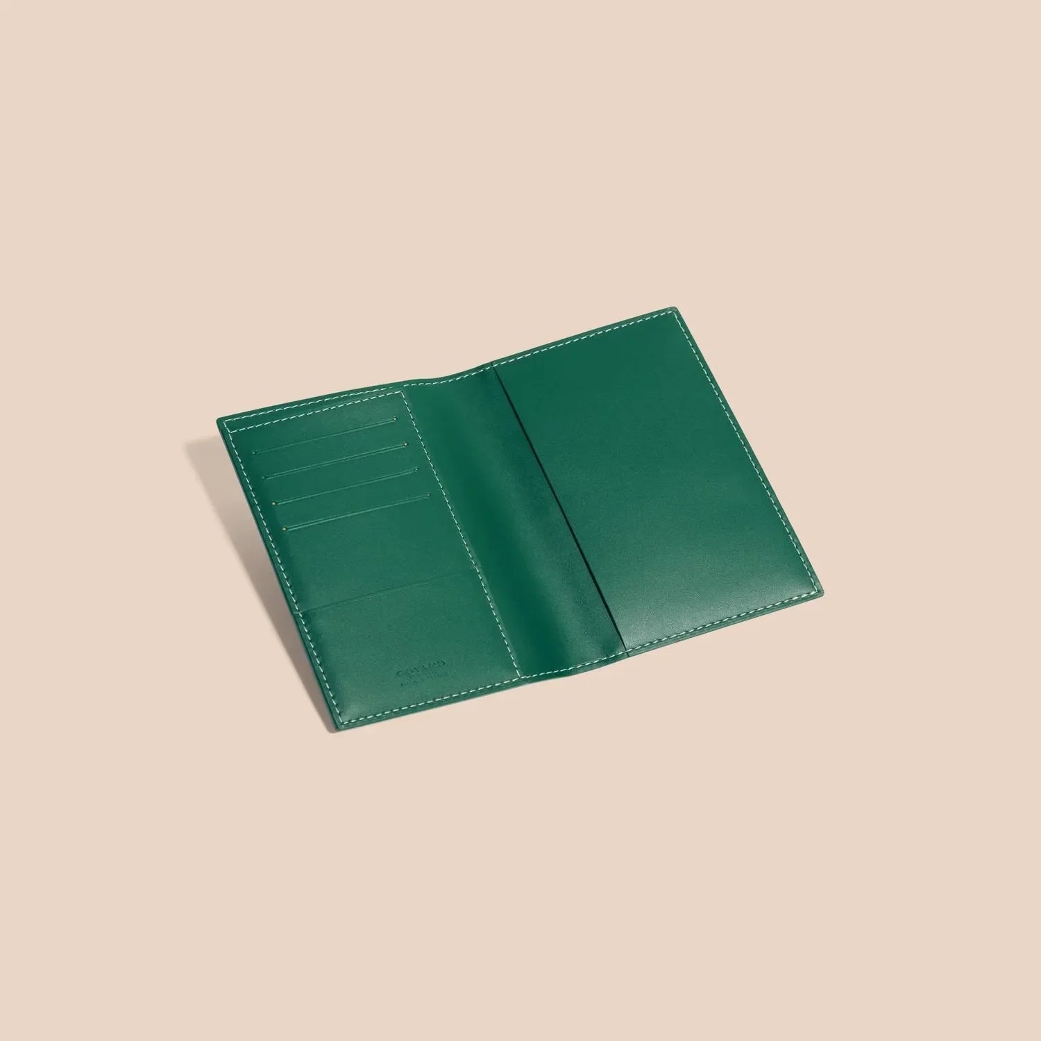 Voyelle Passport Holder