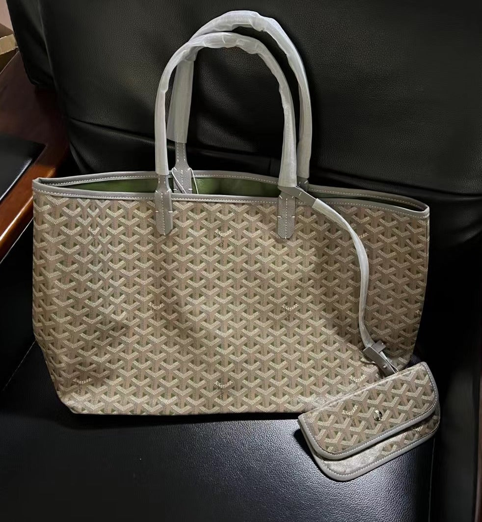 The Élance Tote - Cinderella