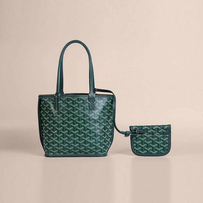 Veyra Revesible Mini Tote - Cinderella