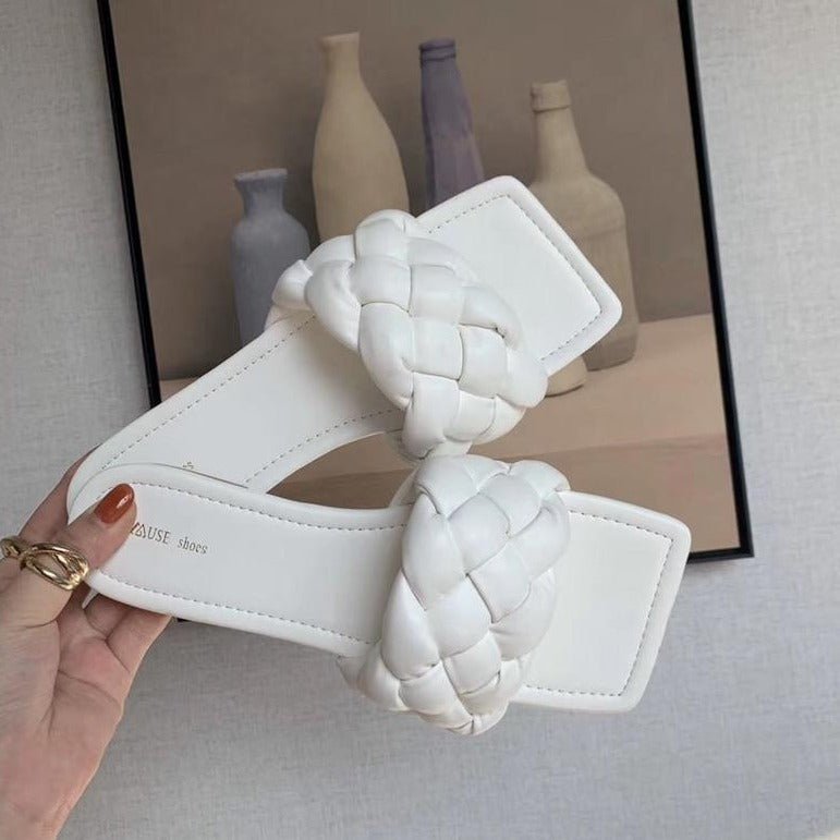 White / 5