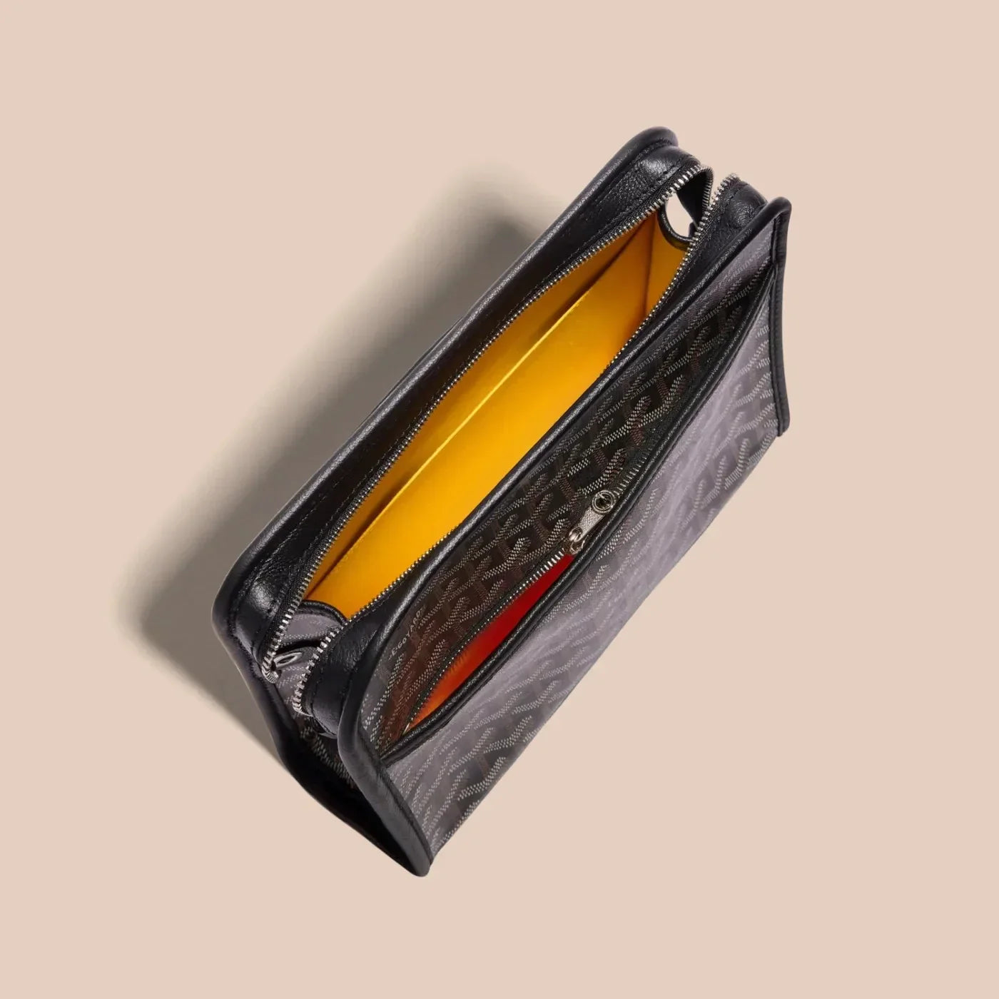 Vantier Travel Case
