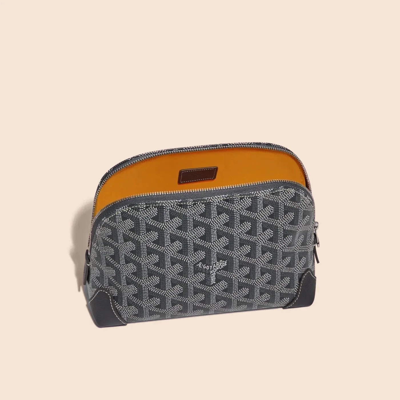 The Éclat Pouch - Cinderella