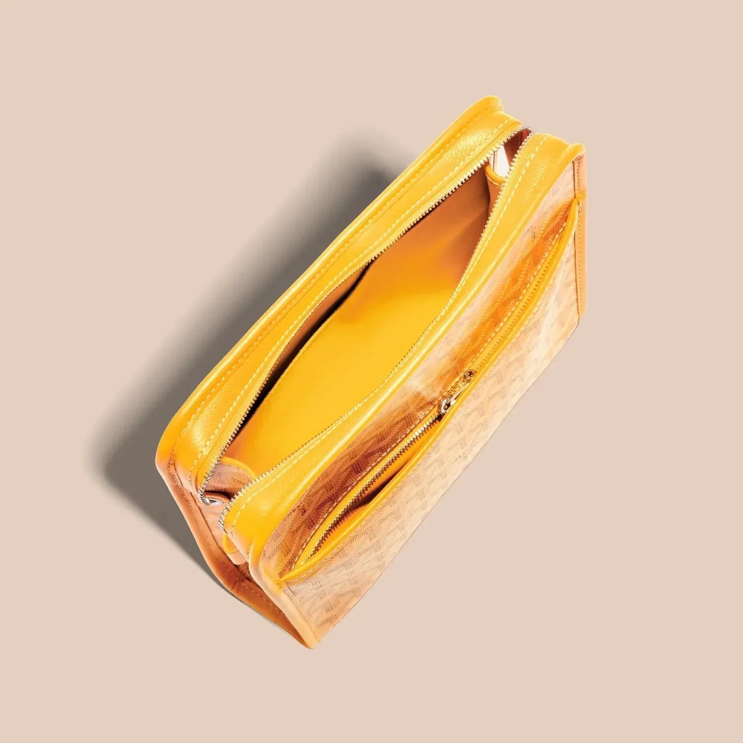 Vantier Travel Case